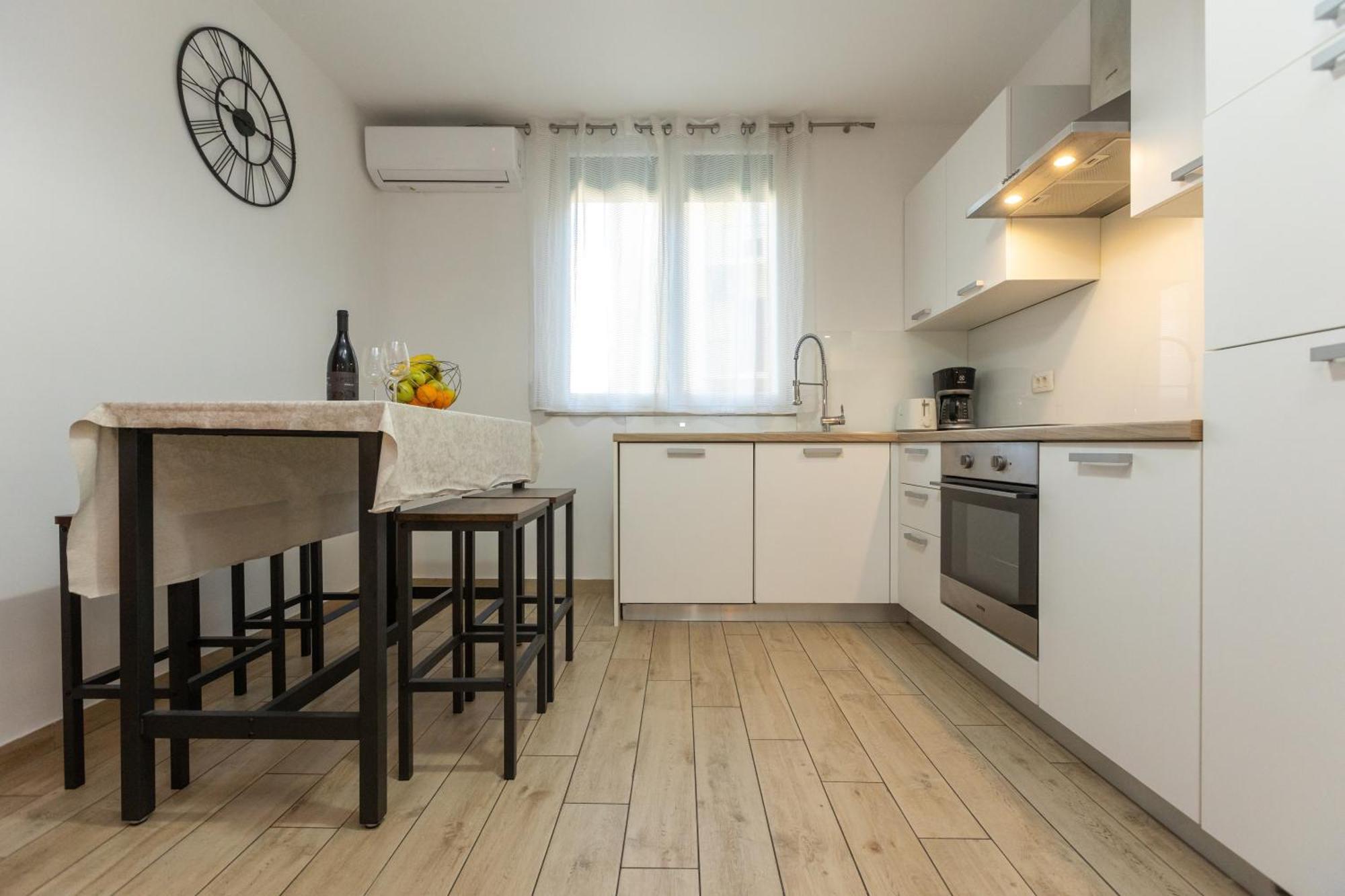Deluxe Apartment Near The Bridge ซาดาร์ ภายนอก รูปภาพ